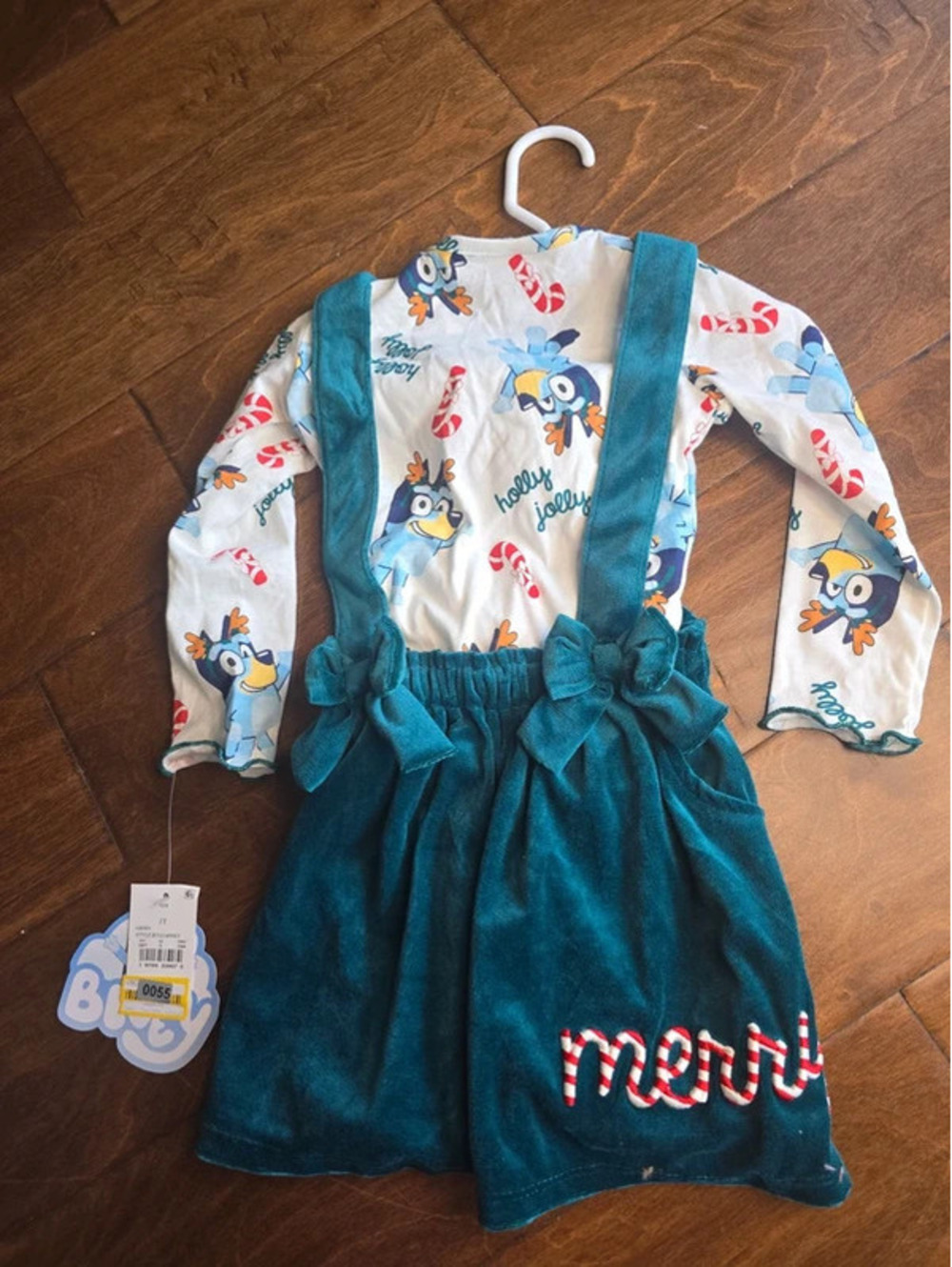 2t brand new bluey from disney christmas dress item 55G6